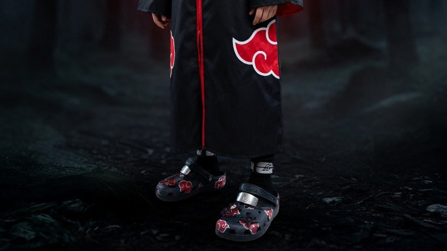 Crocs Itachi Uchiha — Sandálias Naruto Akatsuki