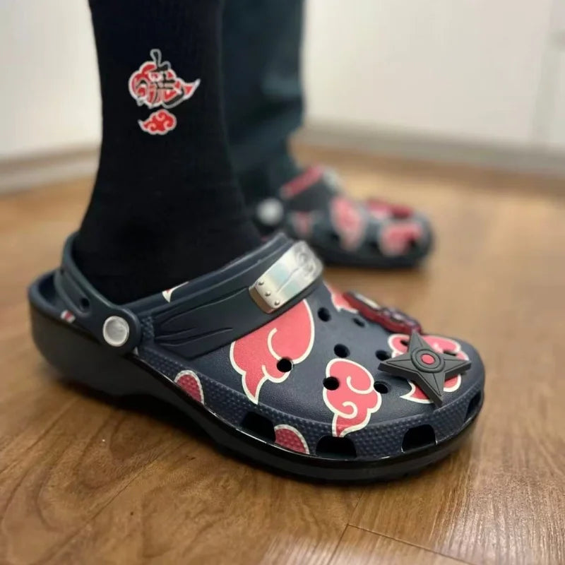 Crocs Itachi Uchiha — Sandálias Naruto Akatsuki