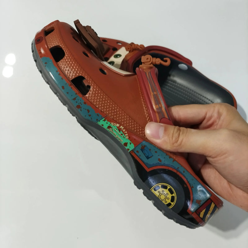 Crocs Tom Mate — Sandálias Pixar Cars para Criança e Adulto