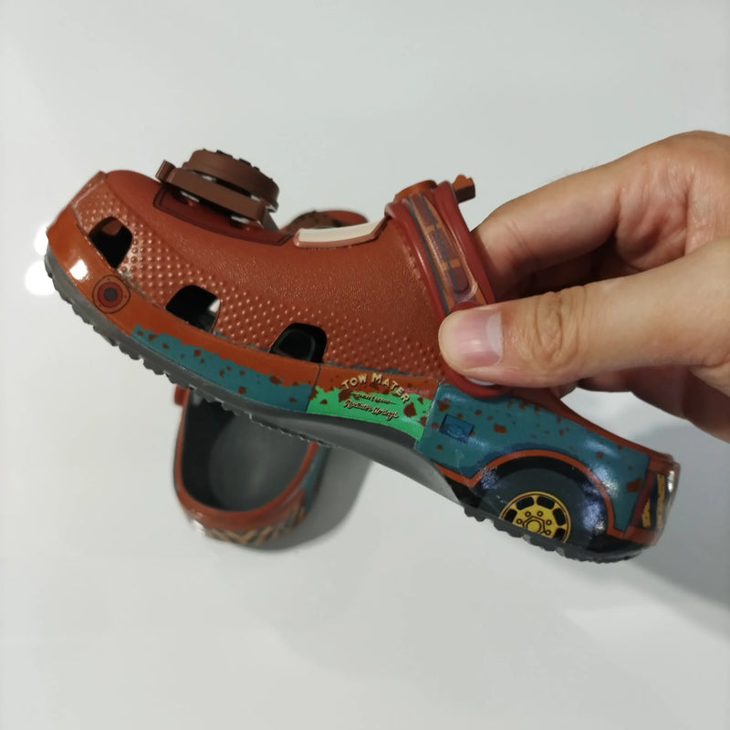 Crocs Tom Mate — Sandálias Pixar Cars para Criança e Adulto