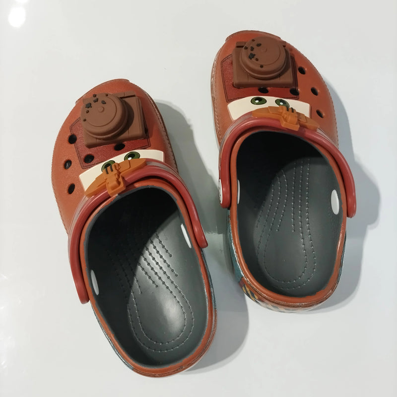 Crocs Tom Mate — Sandálias Pixar Cars para Criança e Adulto