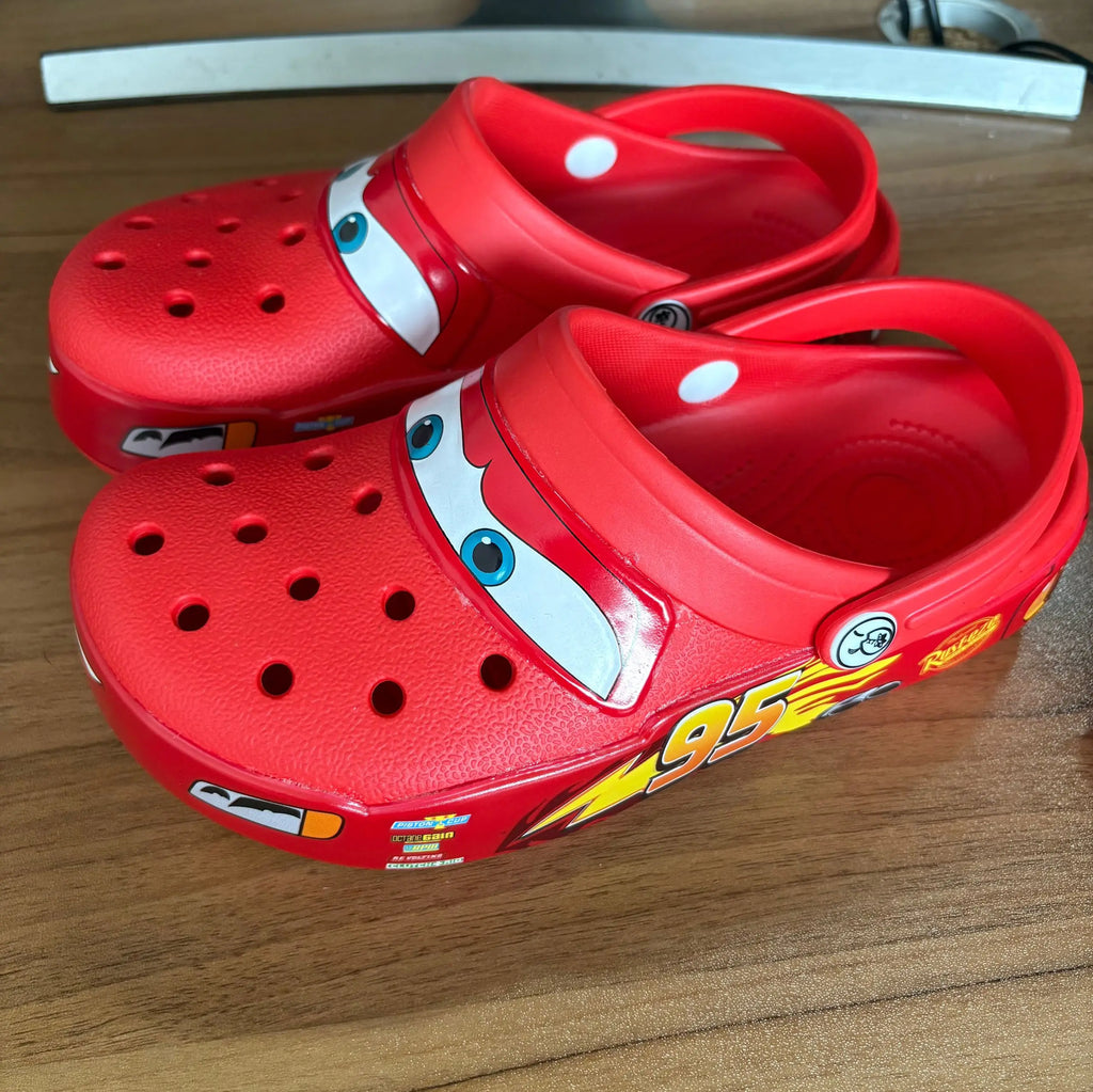 Crocs McQueen — Sandálias Waterproof Pixar Cars